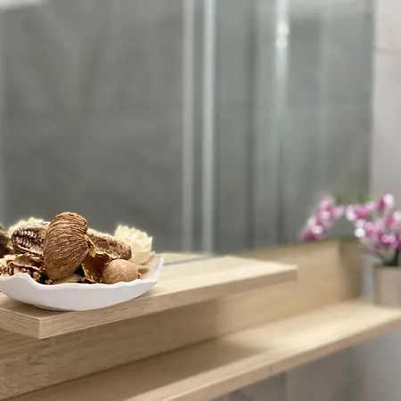 Ultracentral Old Town Apartment