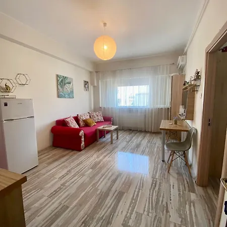 Ultracentral Old Town Apartment Bucharest